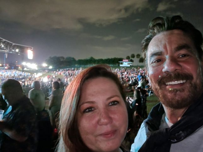 Colleen-and-Jay-Taylor-Honor-Farm-Jimmy-Buffet-Concert