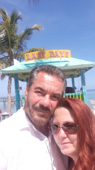 Colleen-and-Jay-Taylor-Honor-Lazy-Daze-Florida-Keys